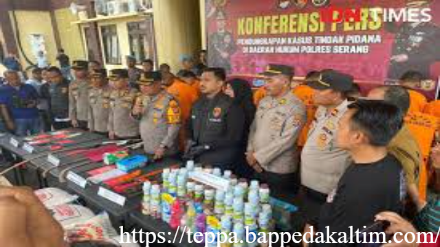 Polisi Tangkap Komplotan Pembobol Rumah di Serang